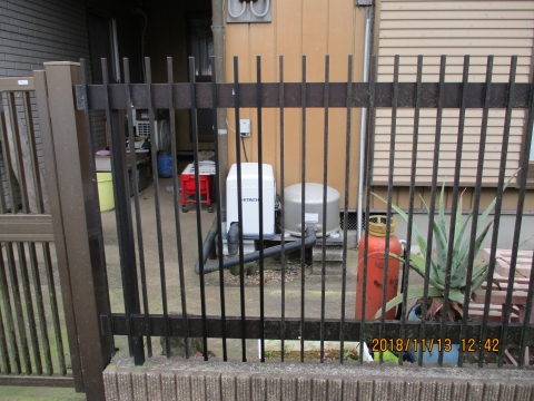 【桜川桜井店】台風でフェンスの一部のみ破損。その部分だけを修繕し元通りのフェンスに仕上げました！
